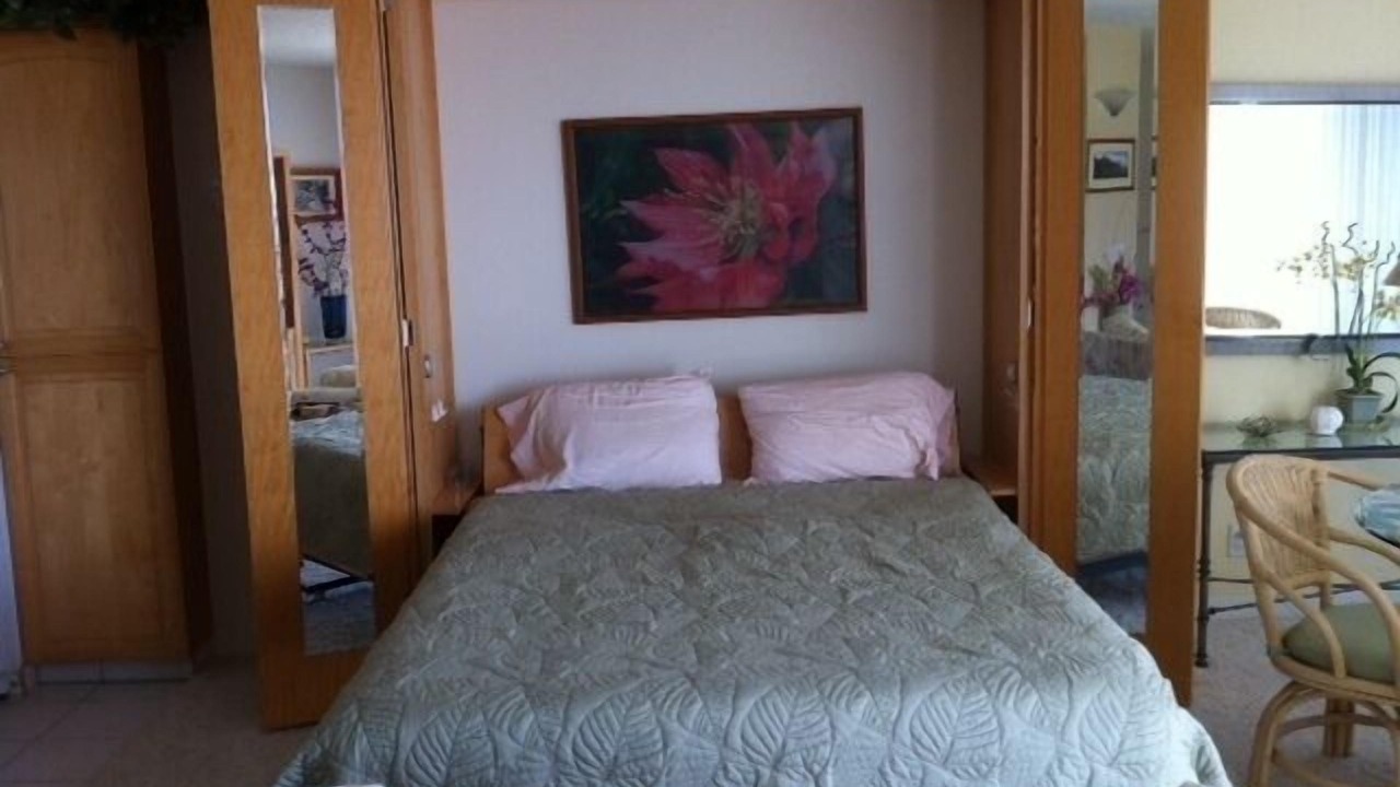 Photo of Bedroom in Makaha