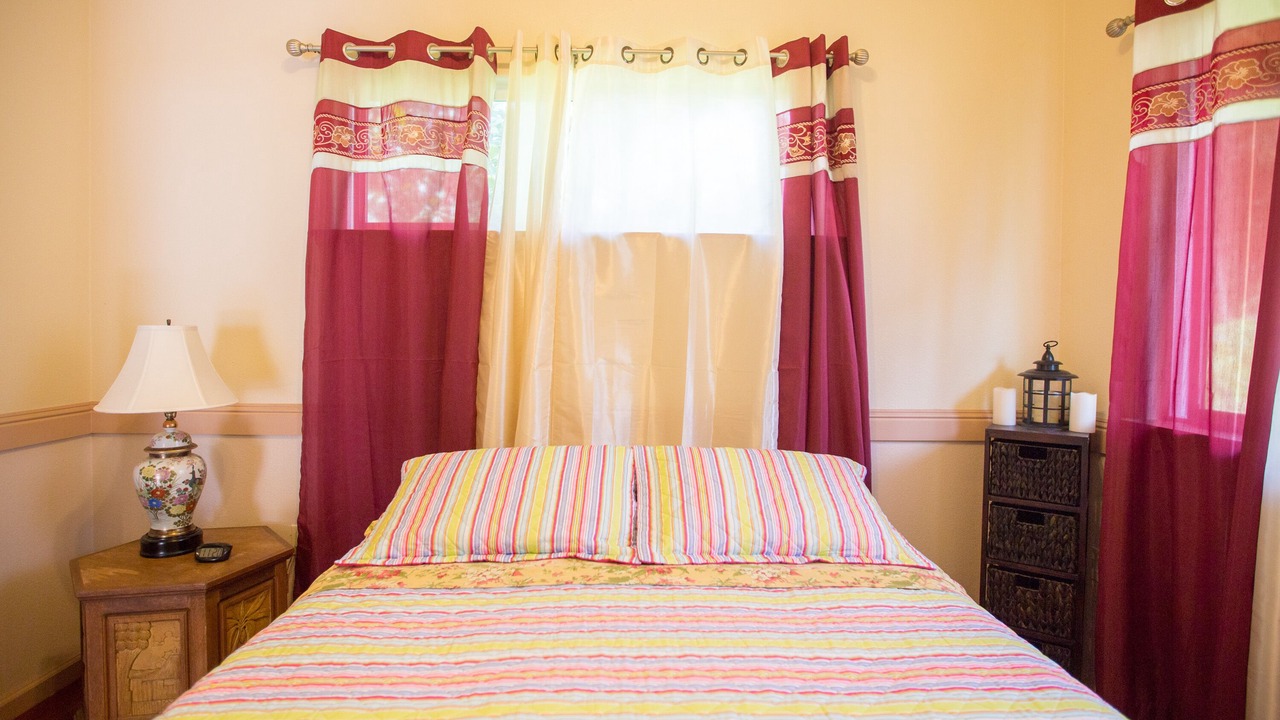 Photo of Bedroom in Kehena Beach Estates