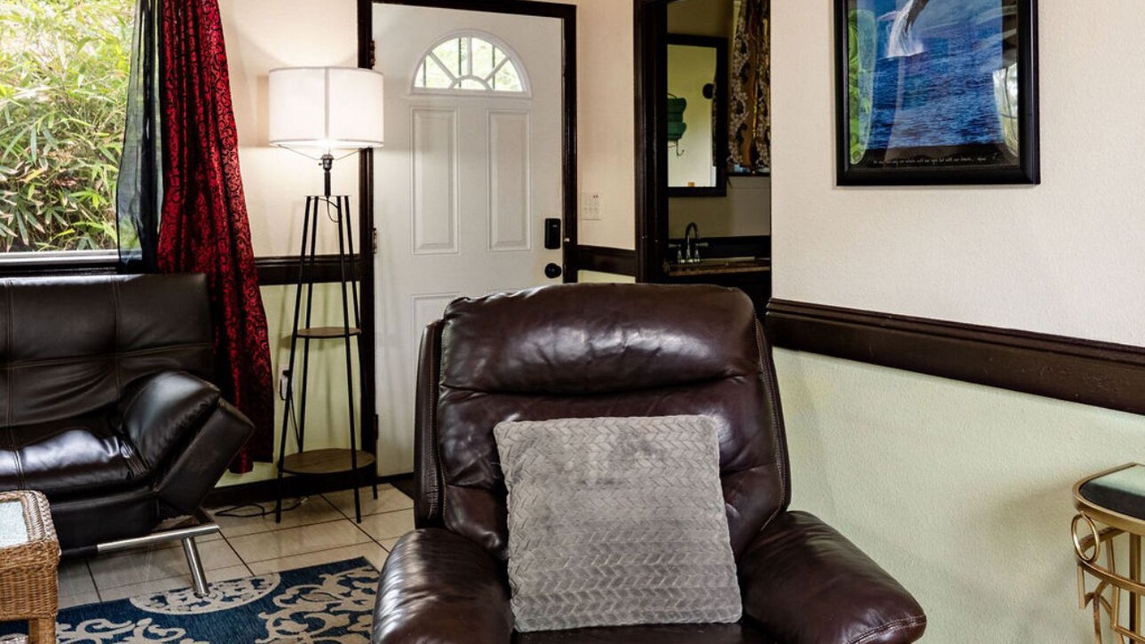 Photo of Livingroom in Kehena Beach Estates