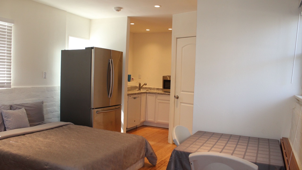 Photo of Livingroom in Sawtelle
