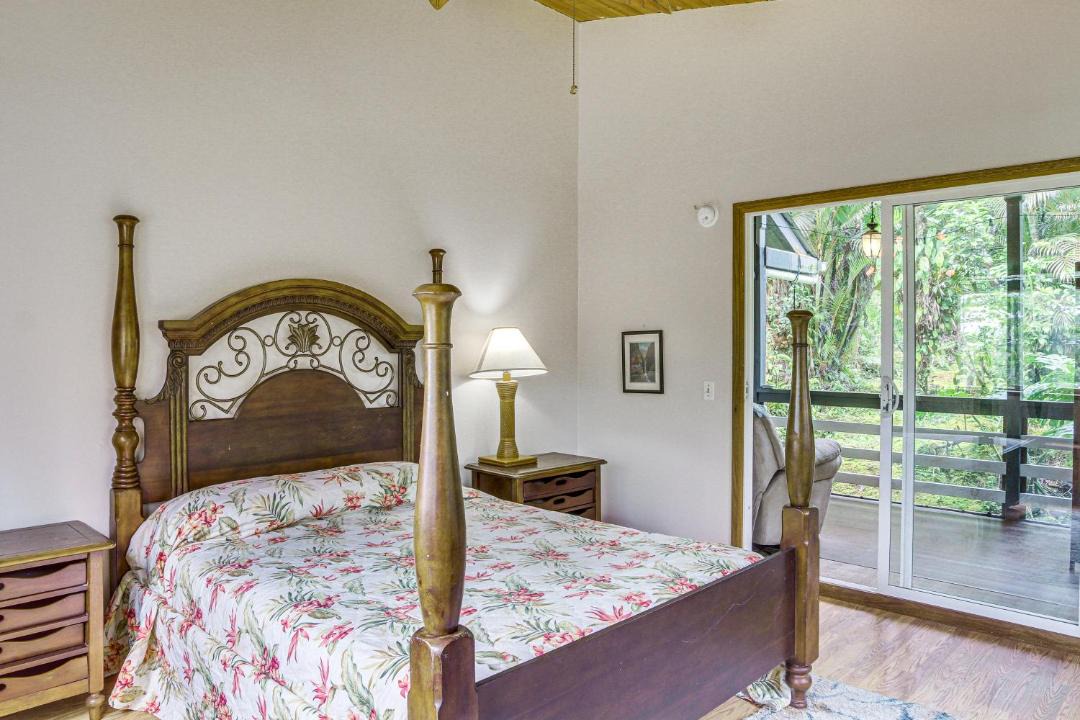 Photo of Bedroom in Hawaiian Acres