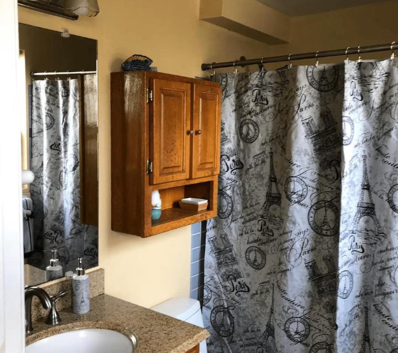 Photo of Bathroom in Maalaea
