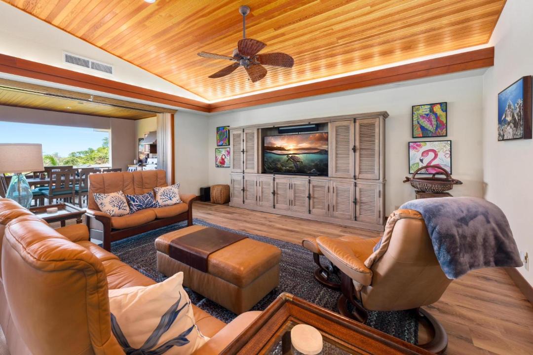 Photo of Livingroom in Kamuela