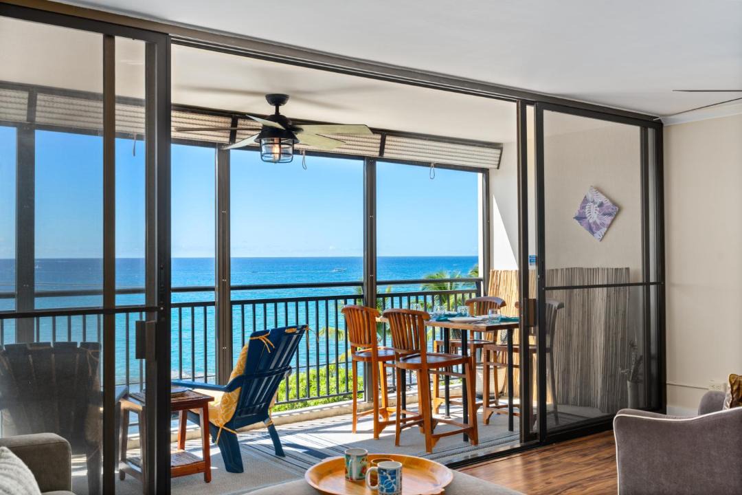 Photo of Patio Balcony in Historic Kailua Village