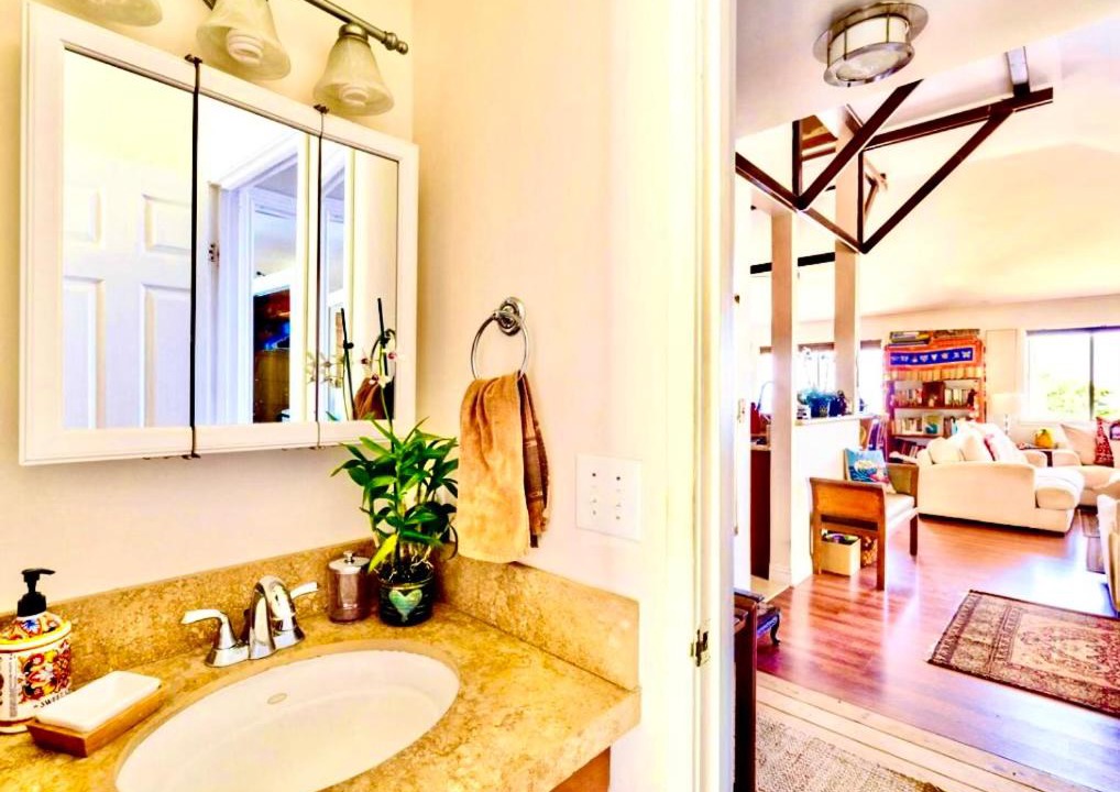 Photo of Bathroom in Kailua-Kona