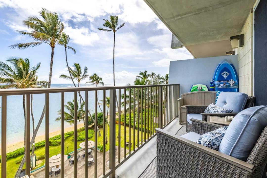 Photo of Patio Balcony in Punaluu