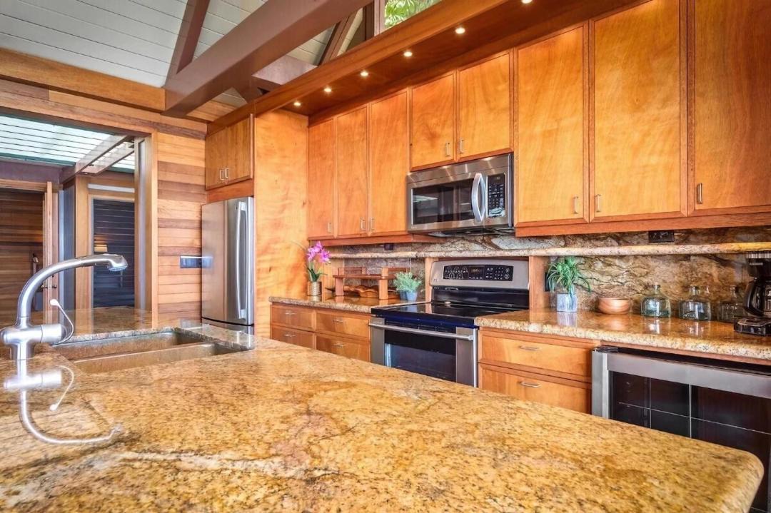 Photo of Kitchen in Holualoa