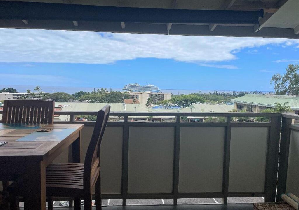 Photo of Patio Balcony in Historic Kailua Village