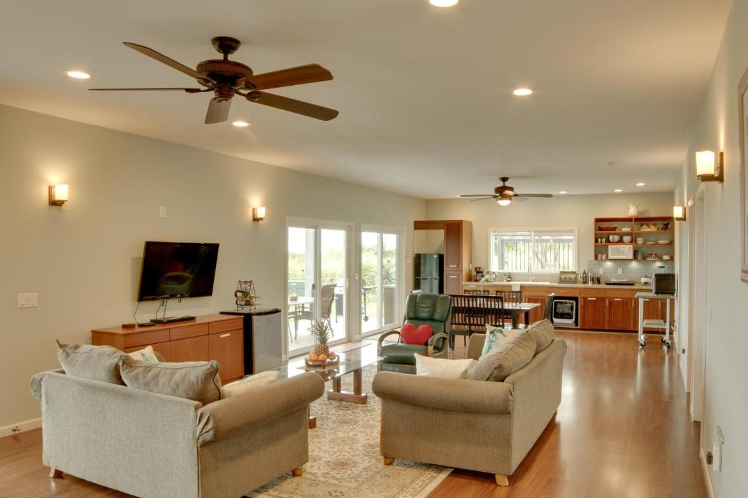 Photo of Livingroom in Discovery Harbour