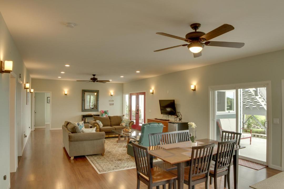 Photo of Livingroom in Discovery Harbour