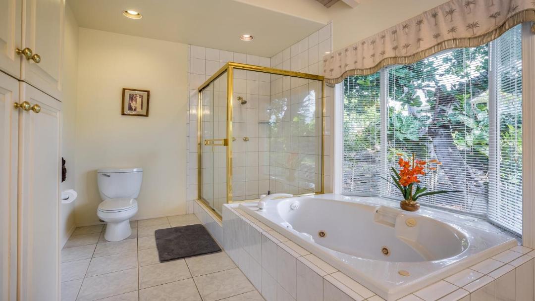 Photo of Bathroom in Kailua-Kona