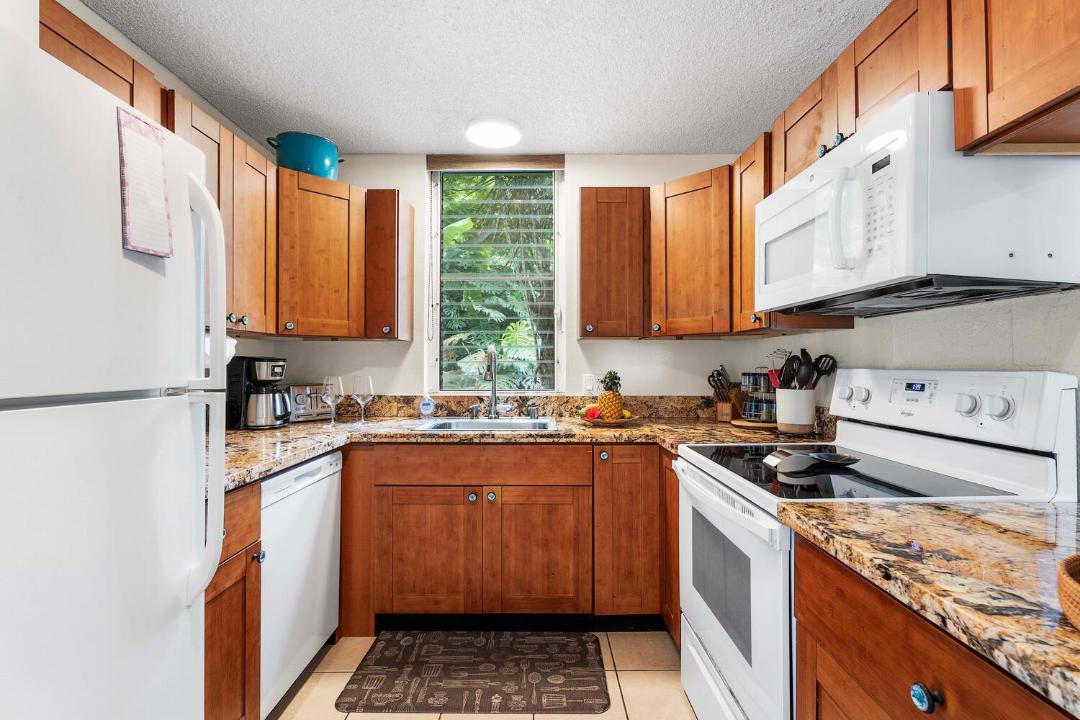 Photo of Kitchen in Keauhou