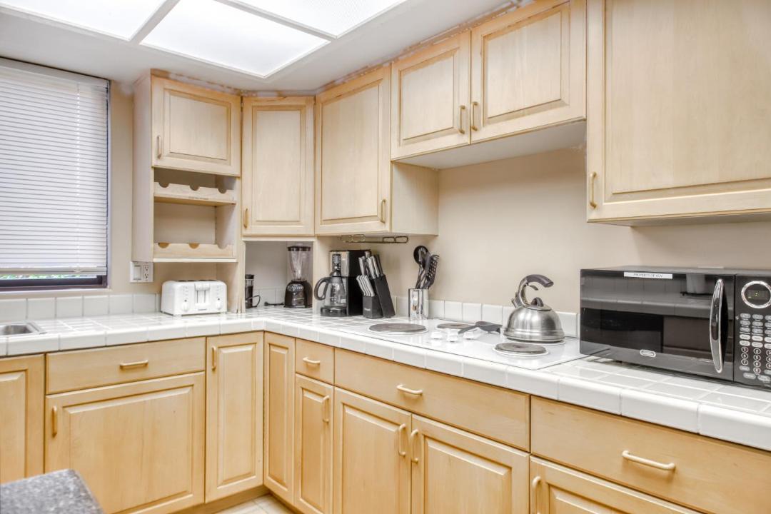 Photo of Kitchen in Waikoloa