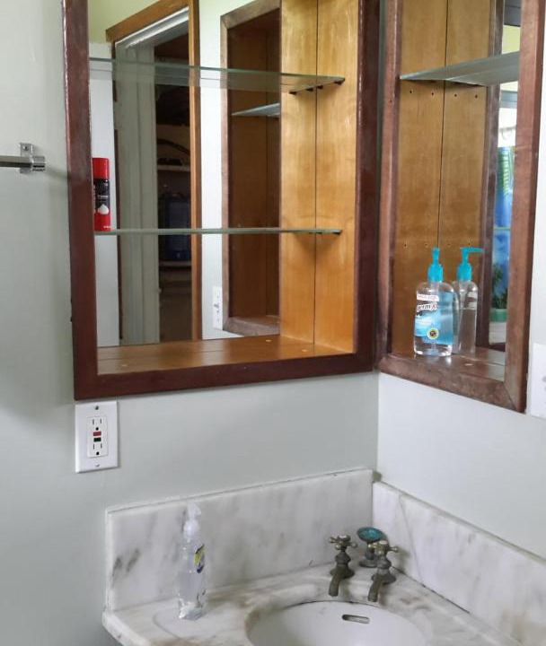 Photo of Bathroom in Kukuihaele