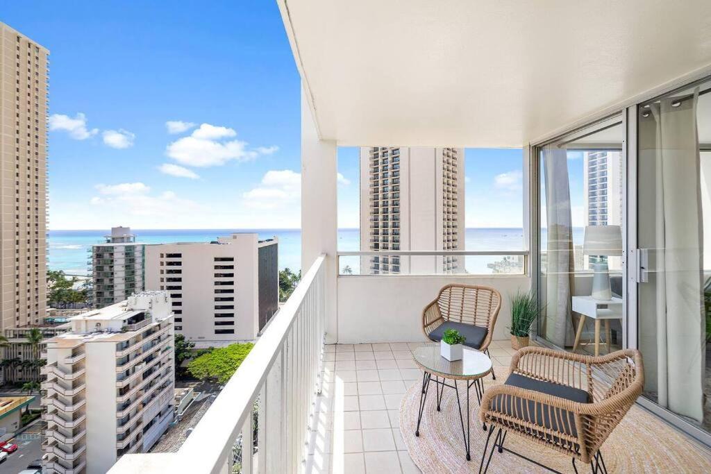 Photo of Others in Waikiki