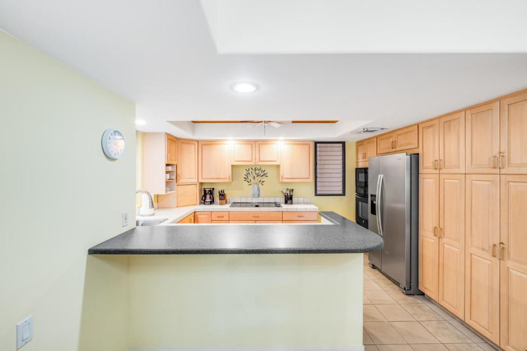 Photo of Kitchen in Waikoloa