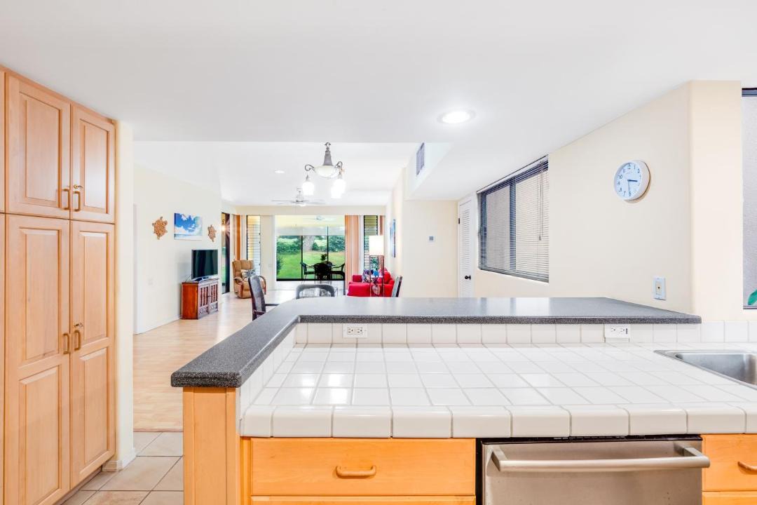 Photo of Kitchen in Waikoloa