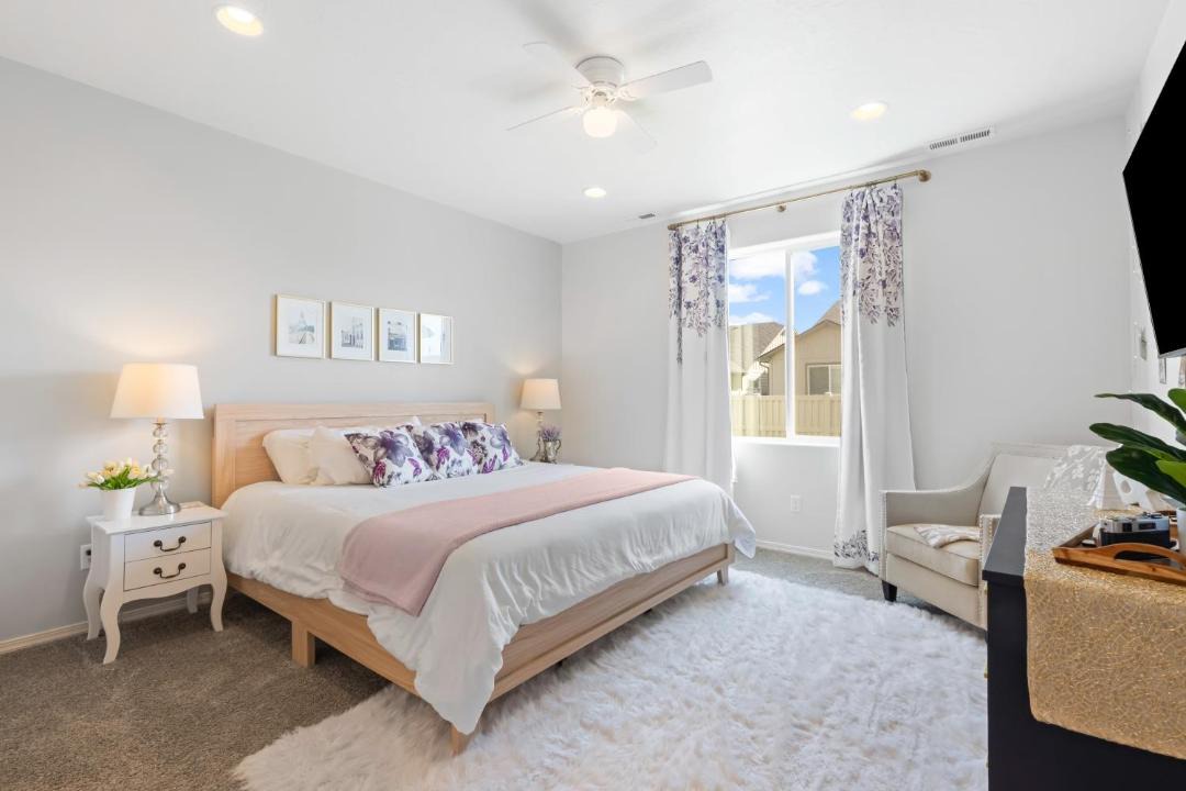 Photo of Bedroom in Caldwell