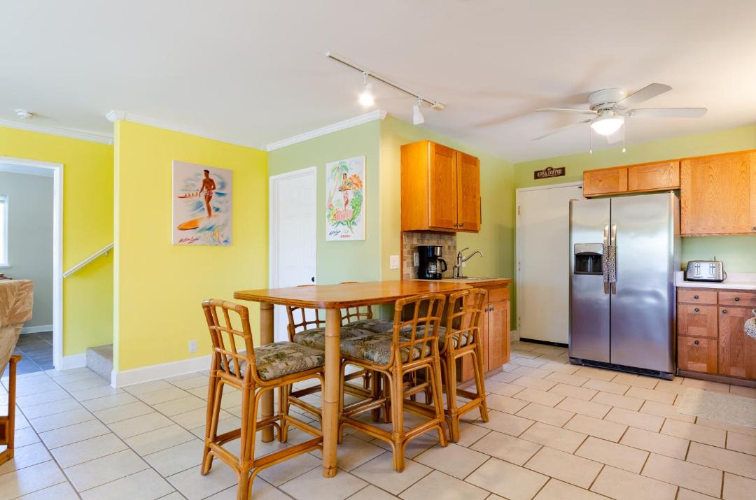 Photo of Kitchen in Kahaluu Bay