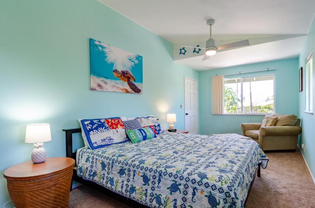 Photo of Bedroom in Kahaluu Bay