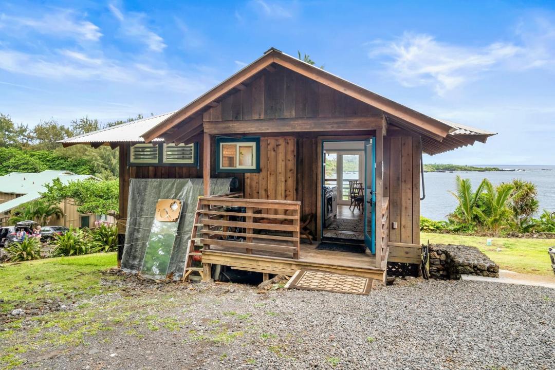 Photo of Buildings in Hana