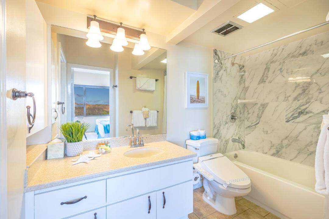 Photo of Bathroom in Waikiki