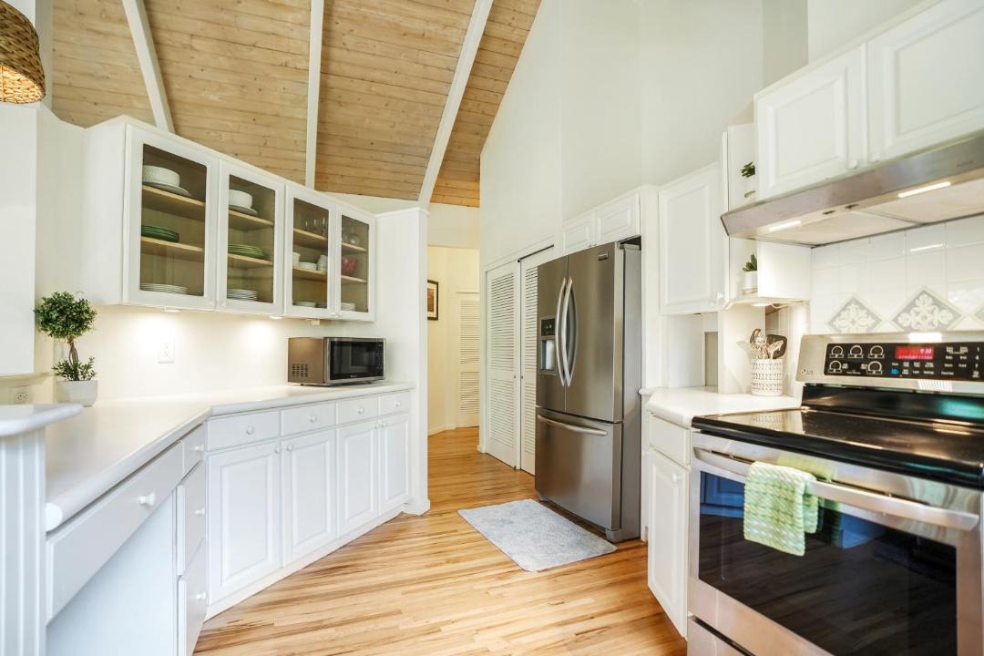 Photo of Kitchen in Princeville