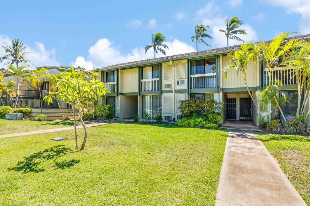 Photo of Buildings in Kahuku