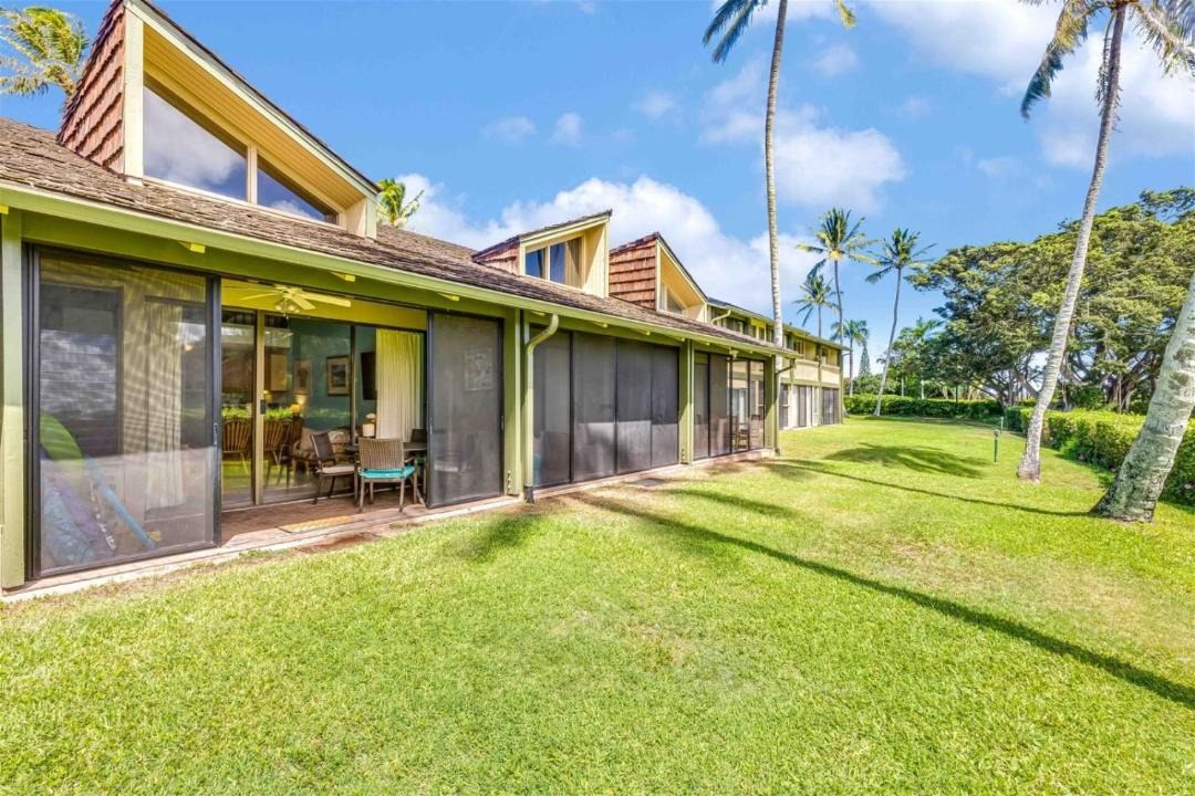 Photo of Buildings in Kahuku