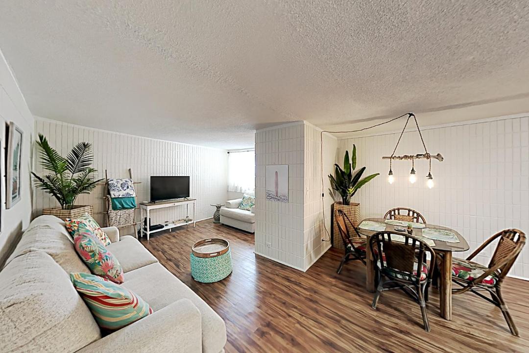 Photo of Livingroom in Punaluu