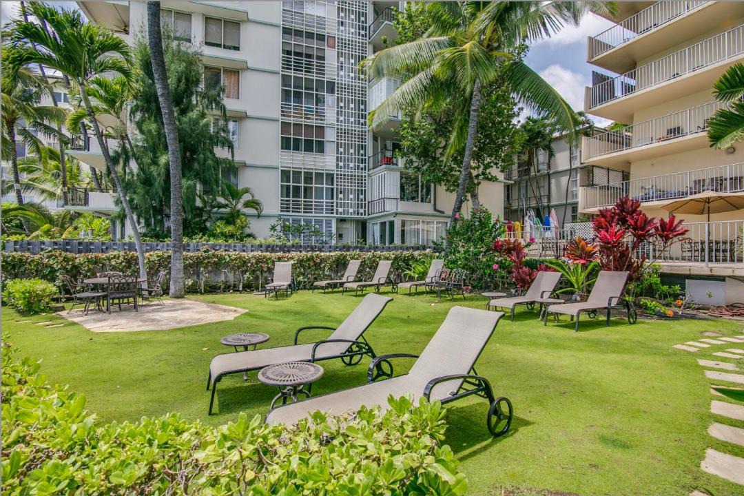 Photo of Patio Balcony in Diamond Head - Kapahulu - St. Louis