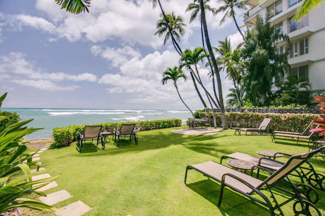 Photo of Patio Balcony in Diamond Head - Kapahulu - St. Louis