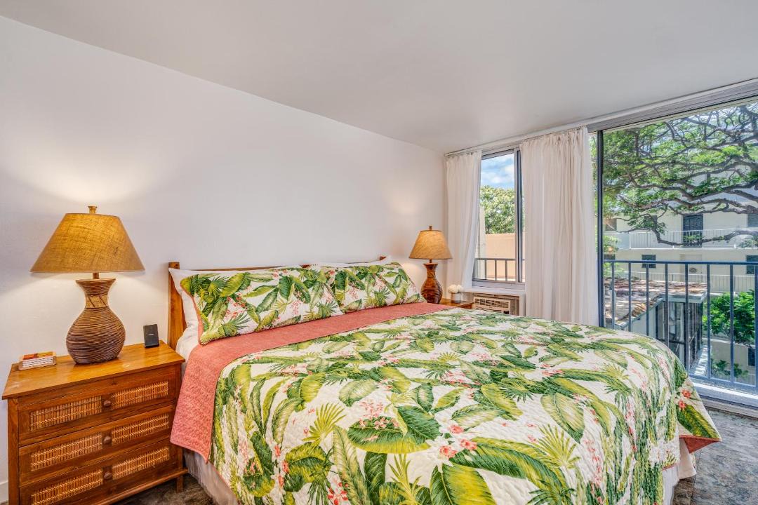 Photo of Bedroom in Diamond Head - Kapahulu - St. Louis