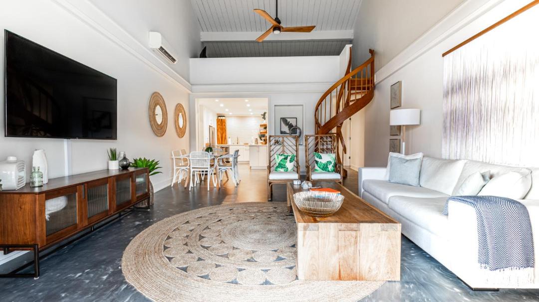 Photo of Livingroom in Princeville