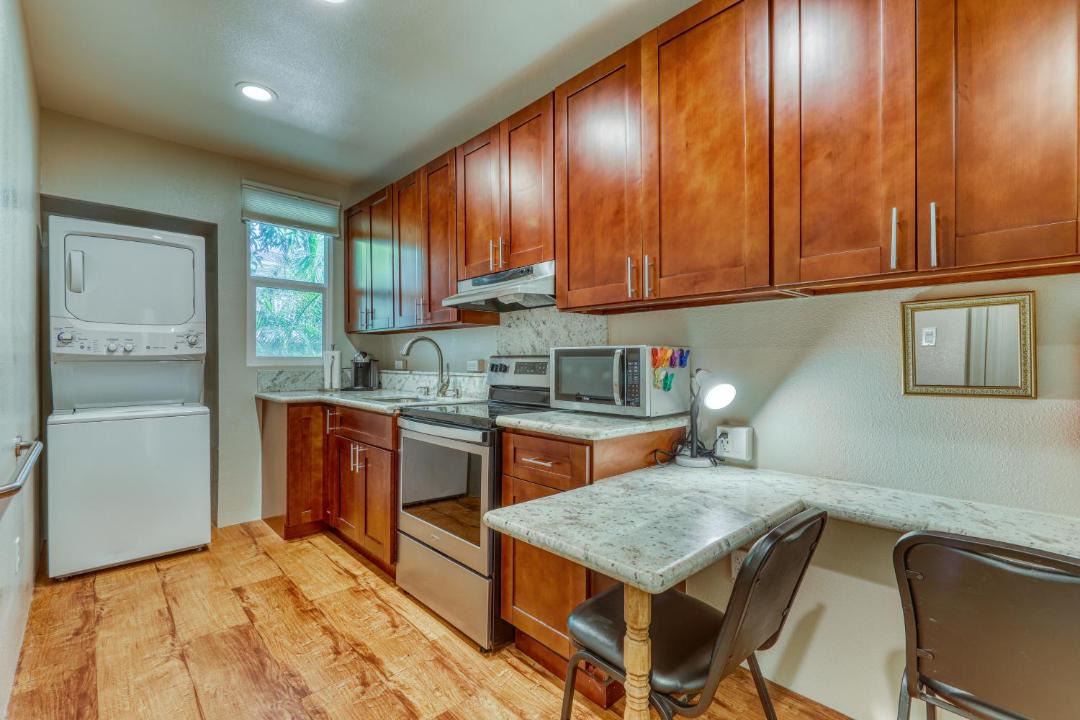 Photo of Kitchen in Diamond Head - Kapahulu - St. Louis
