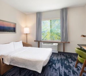 Fairfield Inn 