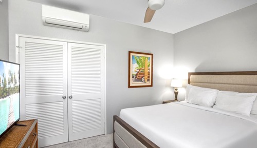Villa, 6 Bedrooms (Ocean View, Sleeps 16 (ML-3785))