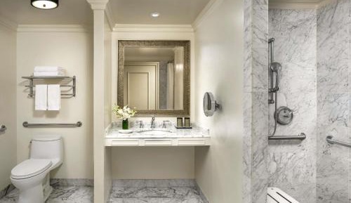 One Bedroom Ocean View Suite with Roll-In Shower - Mobility/Hearing Accessible