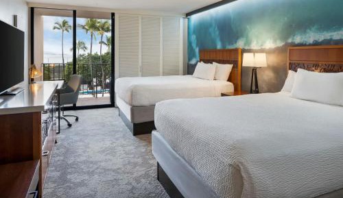 Queen Room with Two Queen Beds and Oceanfront View
