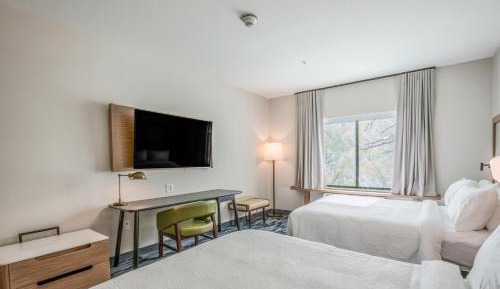 Suite with Two Beds - Non-Smoking