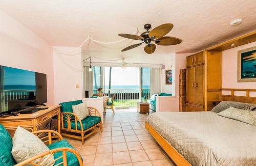 Kahaluu Bay Condo | Big Island Kona Magic Sands by Coldwell Banker Island Vacations