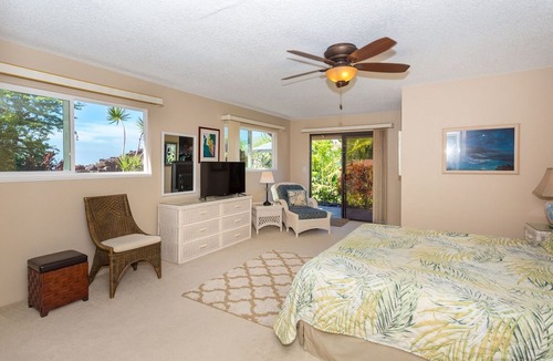 Kahaluu Bay Villa | Hale Nani Loa - White Sands Beach Home by Kona Now