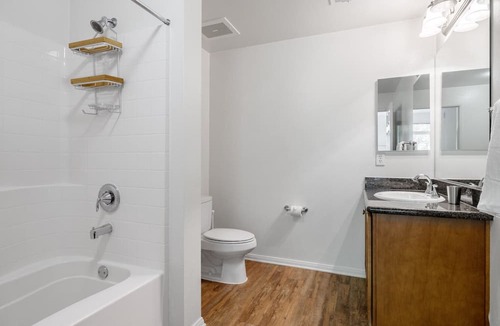 Los Angeles Apartment | Luxe Playa del Rey 2BR w/ W/D, Gym, Pool, 5 min to beach, by Blueground