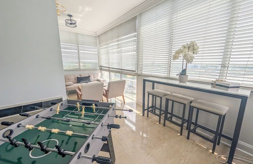 Downtown Atlanta Apartment | The ATL Sky Suite High-Floor 3BR Downtown Penthouse Stunning City Views