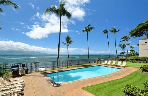 Maalaea Condo | Oceanfront Lauloa 106 - Ground Floor, Modern Renovation, Split-ac, Walk to Beach