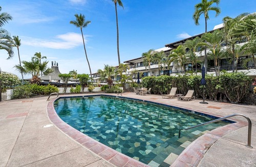 Kailua-Kona Condo | Completely Updated - Ground Floor - Washer/dryer in Unit - Vrkcv