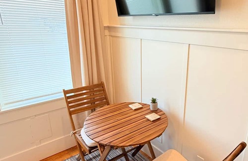 Hilo House | Hilo Town Inn