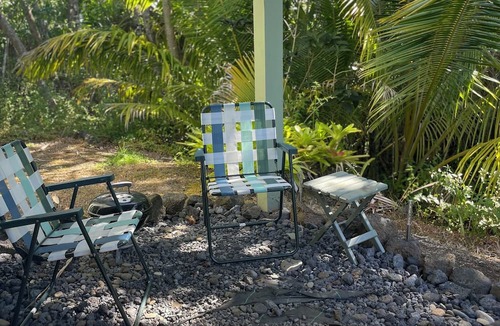 Waa Waa House | Hikina Shore Getaway. nA Coastal+Jungle Stay