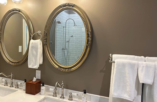 Severn Bed & Breakfast | Warner Hall