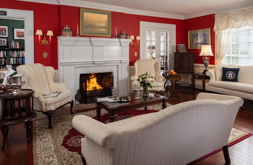 Williamsburg Bed & Breakfast | A Williamsburg White House